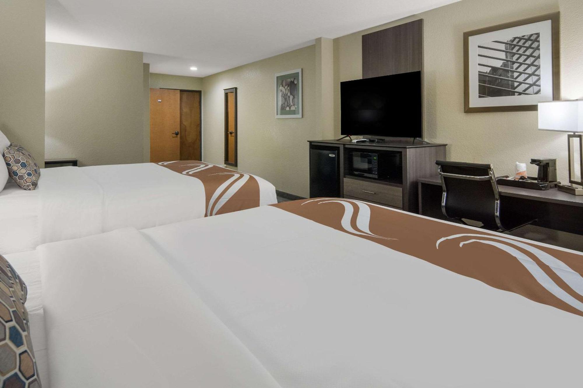 Quality Inn & Suites Roanoke - Fort Worth North Eksteriør bilde